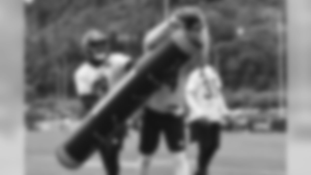 Malik Williams and Benny Snell Jr.