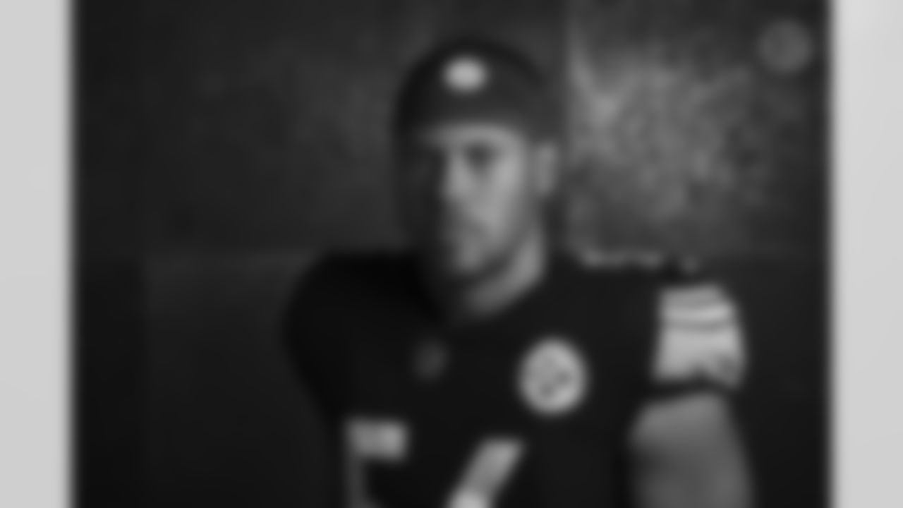 Pittsburgh Steelers linebacker Alex Highsmith (56) poses for a photo during the Steelers 2021 media day, Friday, July 23, 2021 in Pittsburgh, PA. (Karl Roser / Pittsburgh Steelers)