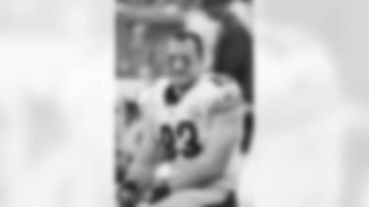 592 career receptions.