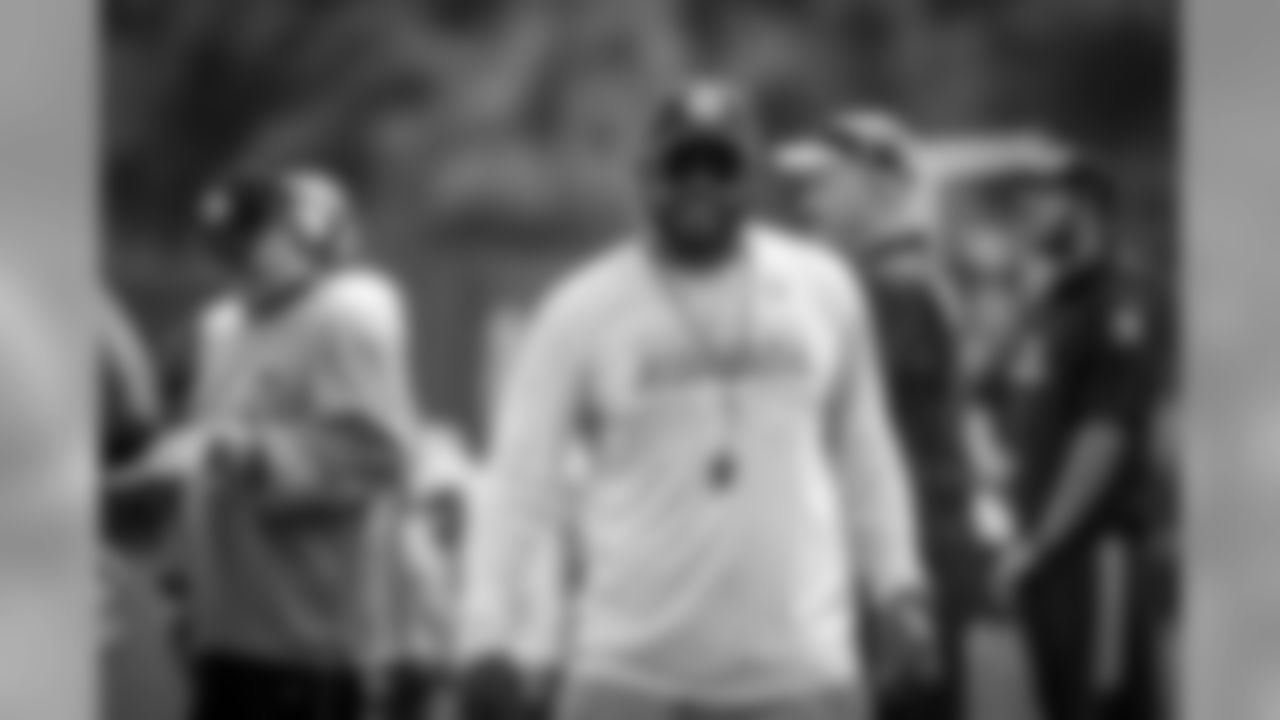 Coach Mike Tomlin