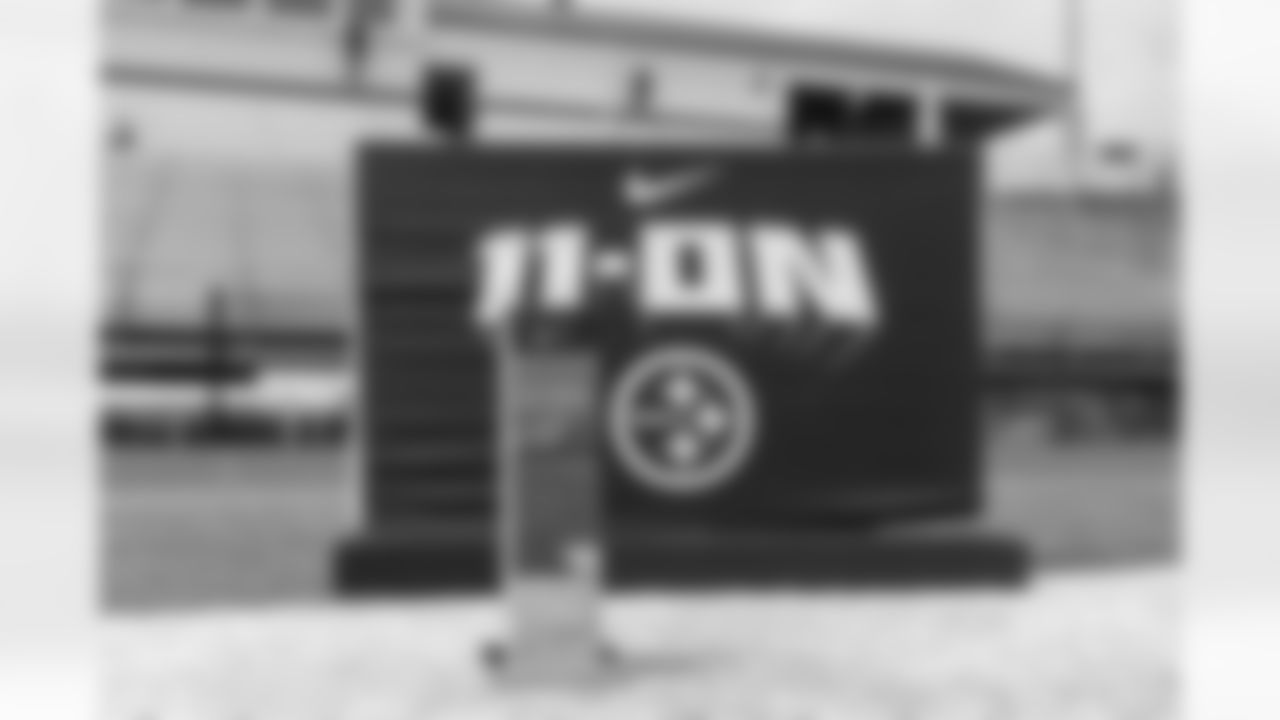 The Steelers and Nike host the 2023 11-on event at Bethel Park High School Wednesday, June 28, 2023 in Pittsburgh, PA. (Taylor Ollason/ Pittsburgh Steelers)