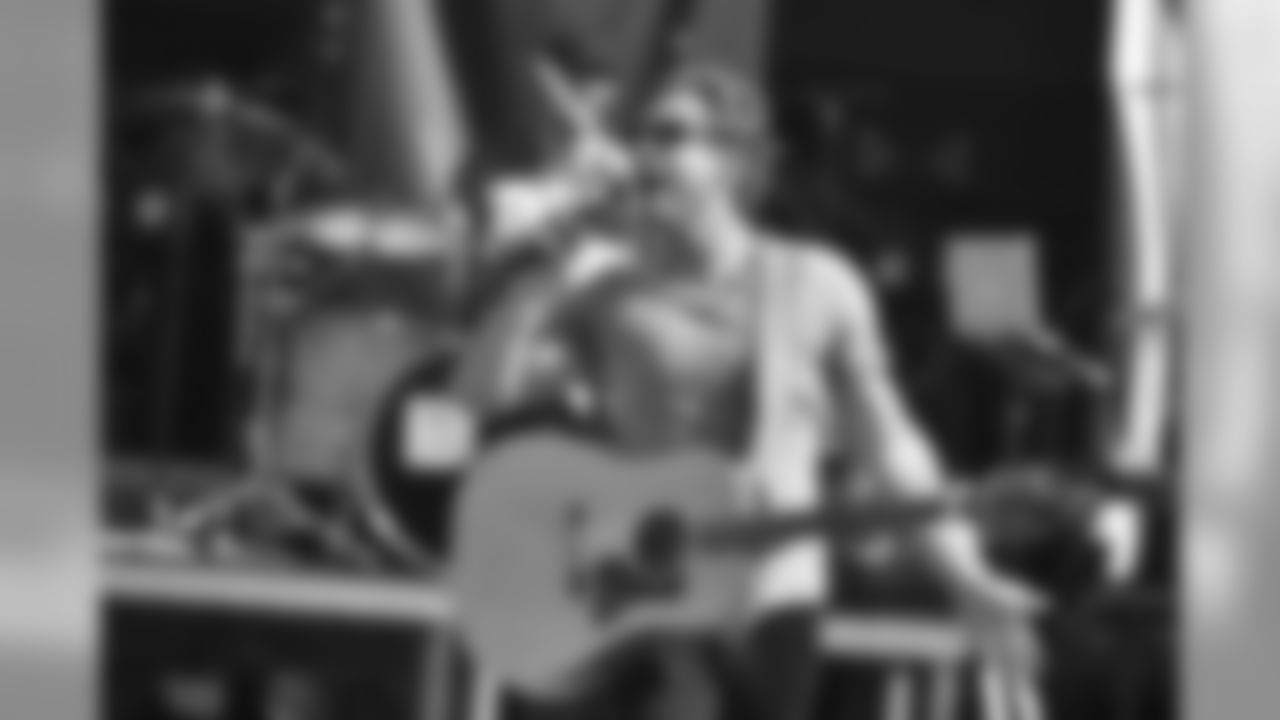 2018_Chesney_0602kr_0007