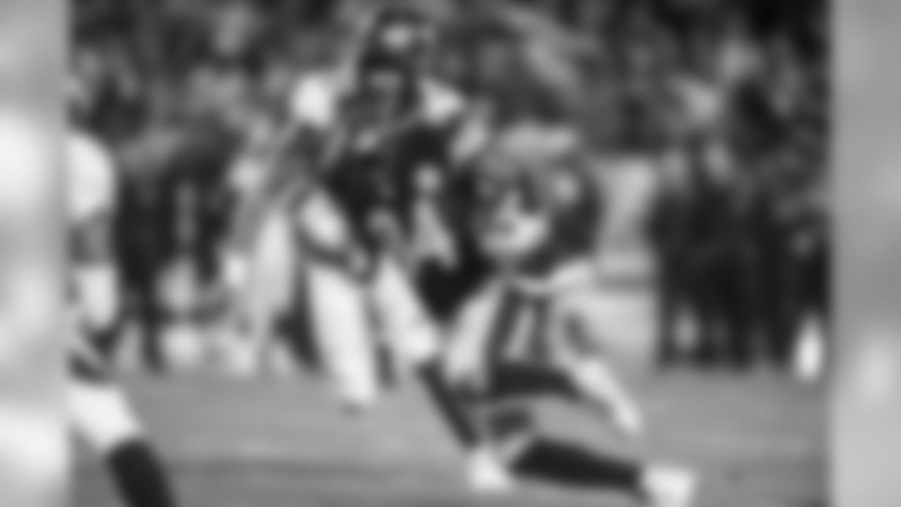 WR Antonio Brown enters Week 16 with a team-high 116 receptions for a team-high 1,586 yards. Brown has also hauled in 9 receiving touchdowns this season.