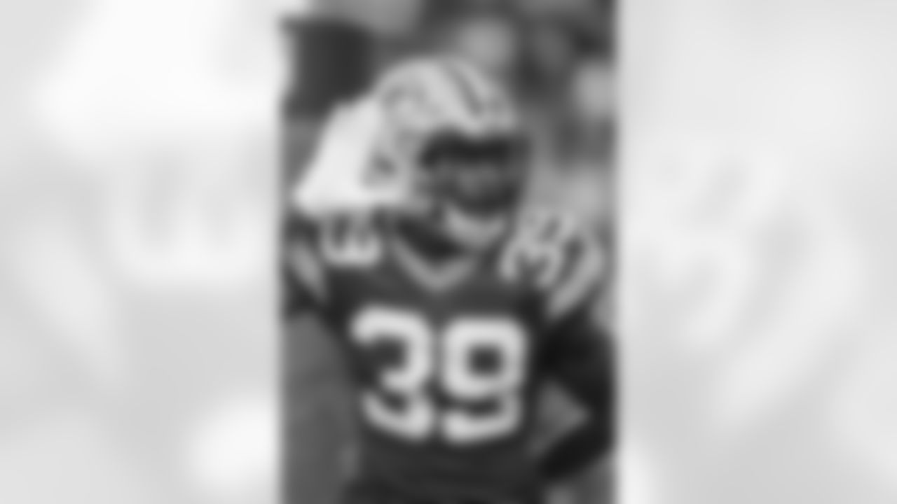 CB Chandon Sullivan