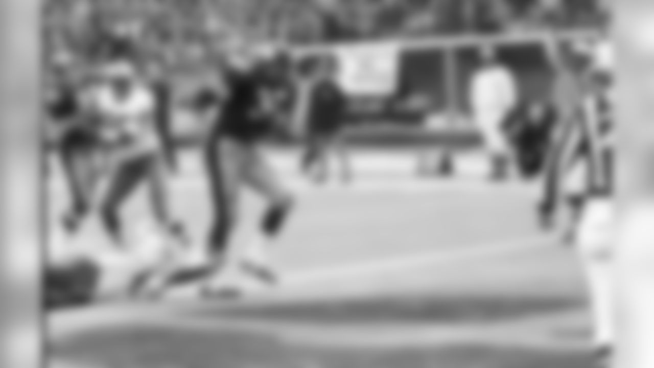 The Steelers defeated the Bills 32-14 in an AFC Divisional playoff game on December 22, 1974.