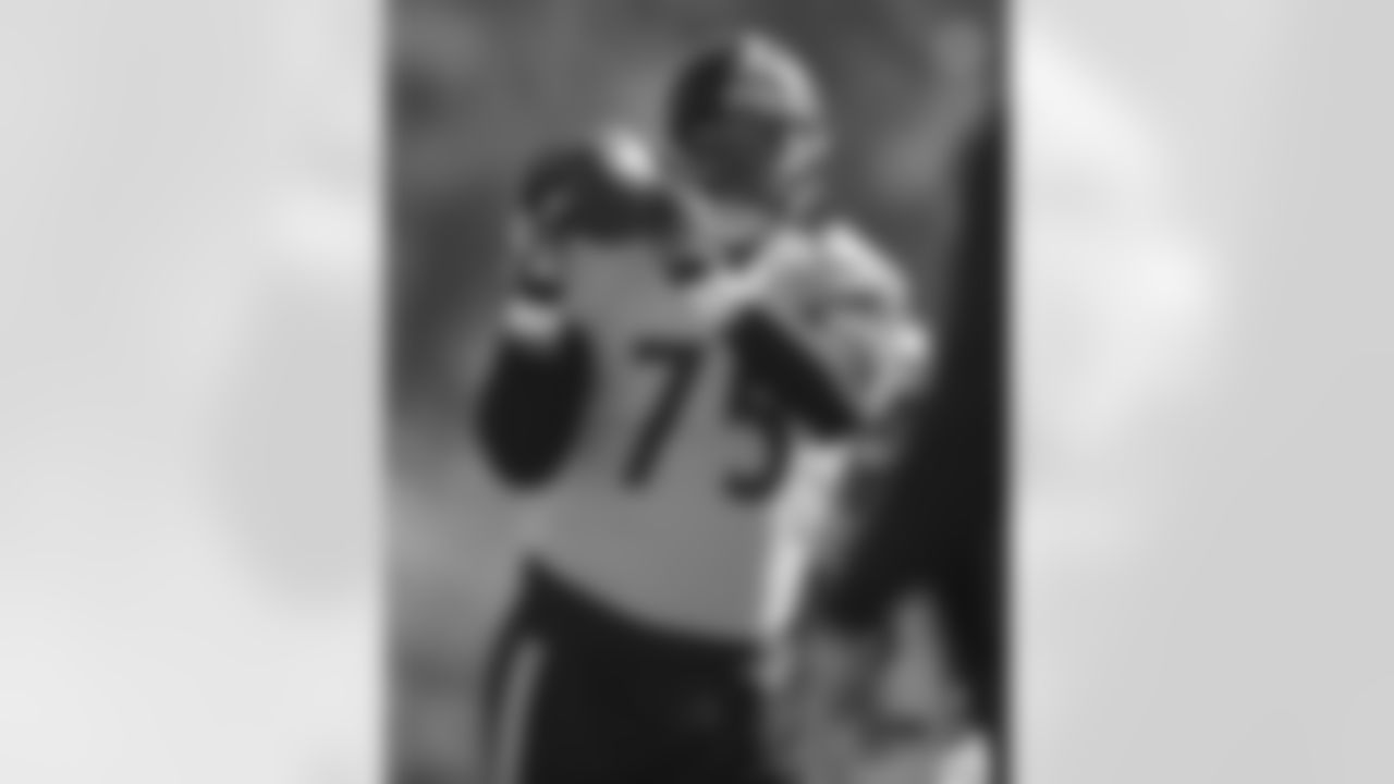 Pittsburgh Steelers defensive tackle Cameron Heyward (97) during practice at the UPMC Rooney Sports Complex preparing for a Week 3 matchup against the Cincinnati Bengals, Friday, Sept. 24, 2021 in Pittsburgh, PA. (Karl Roser / Pittsburgh Steelers)