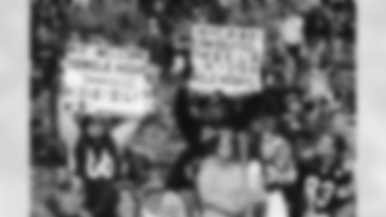 09_DEN_Fan6