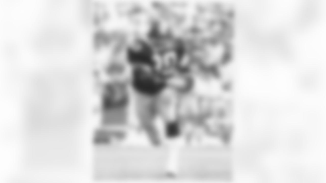 3,989 career rushing yards.