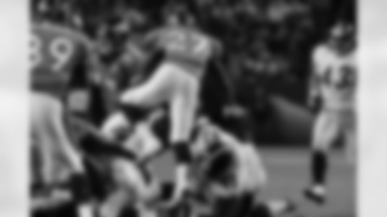 09_DEN_ Polamalu, Eason