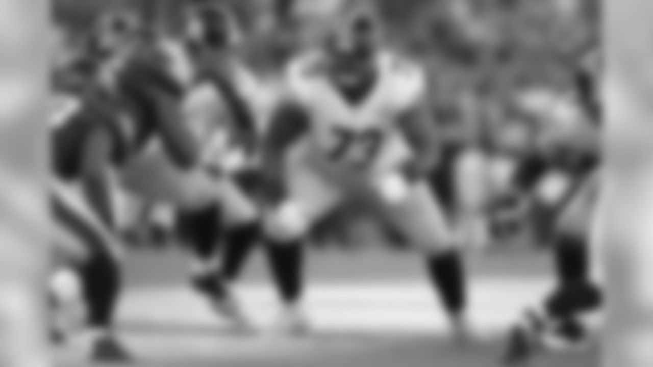 A Regular Season game between the Pittsburgh Steelers and the Philadelphia Eagles on Sunday September 25th 2016. The Eagles defeated the Steelers 34-3.