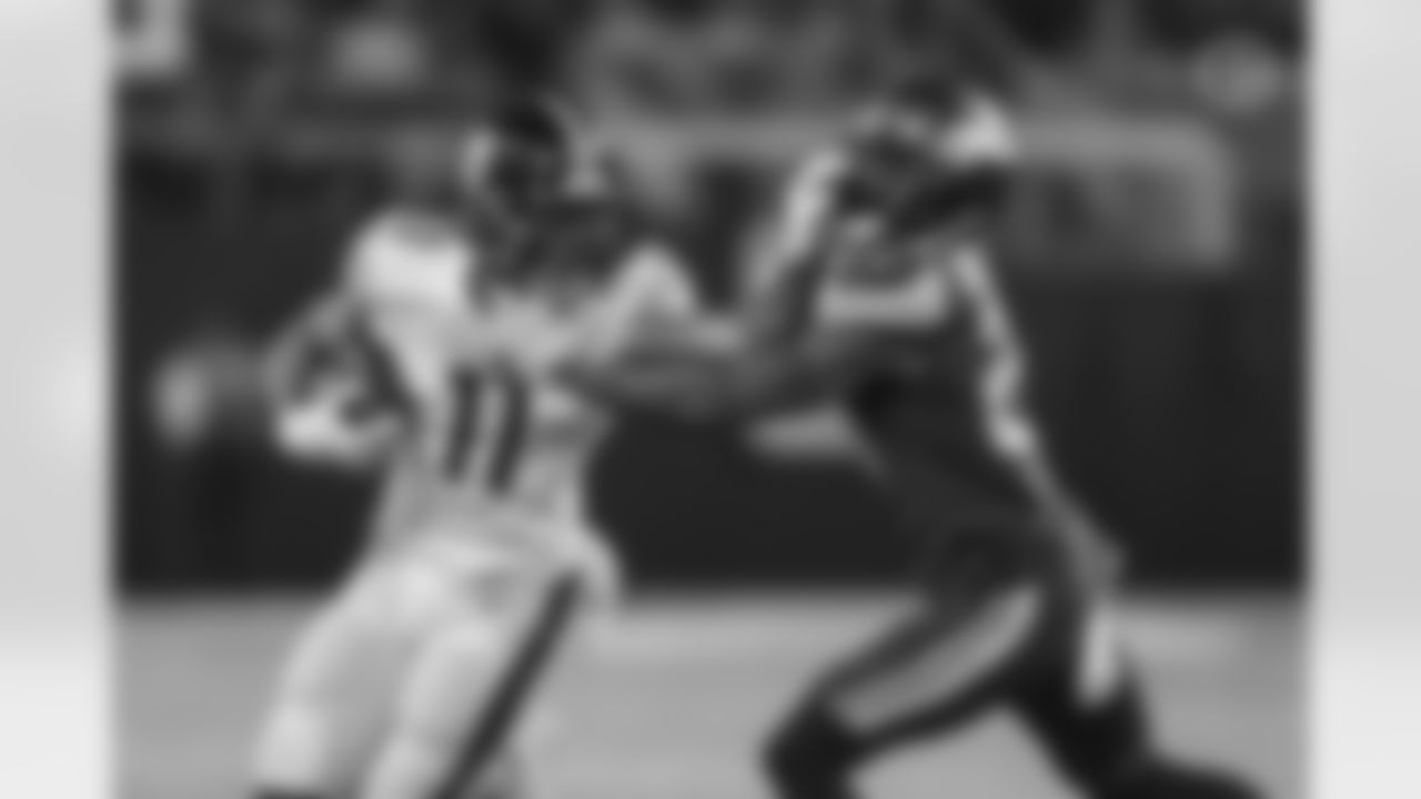Pittsburgh Steelers wide receiver Chase Claypool (11) during a regular season game between the Pittsburgh Steelers and the Minnesota Vikings, Thursday, Dec. 9, 2021 in Minneapolis, MN. (Nathan Klok / Pittsburgh Steelers)
