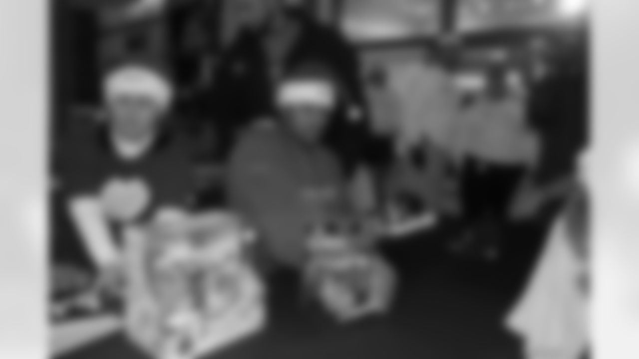 09_Childrens_Hospital_Toy_Drive