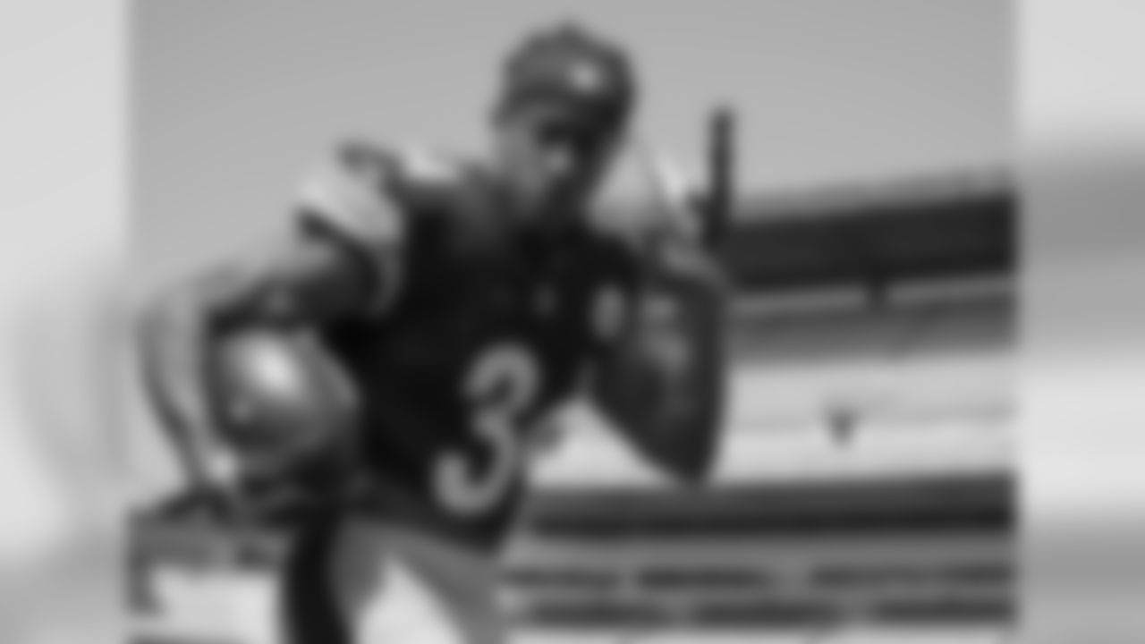 2018_TerrellEdmunds_UNI_0524kr_0008