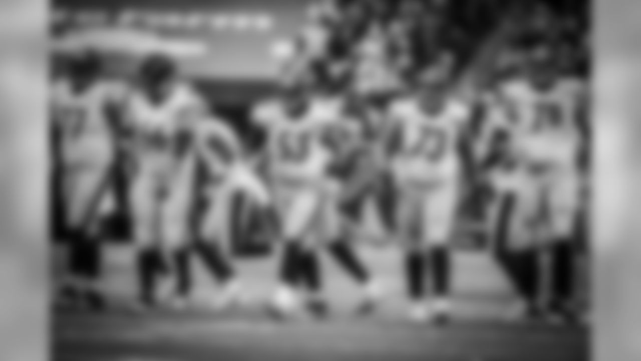 A Regular Season game between the Pittsburgh Steelers and the Cincinnati Bengals on Sunday December 18th 2016. The Steelers defeated the Bengals 24-20.