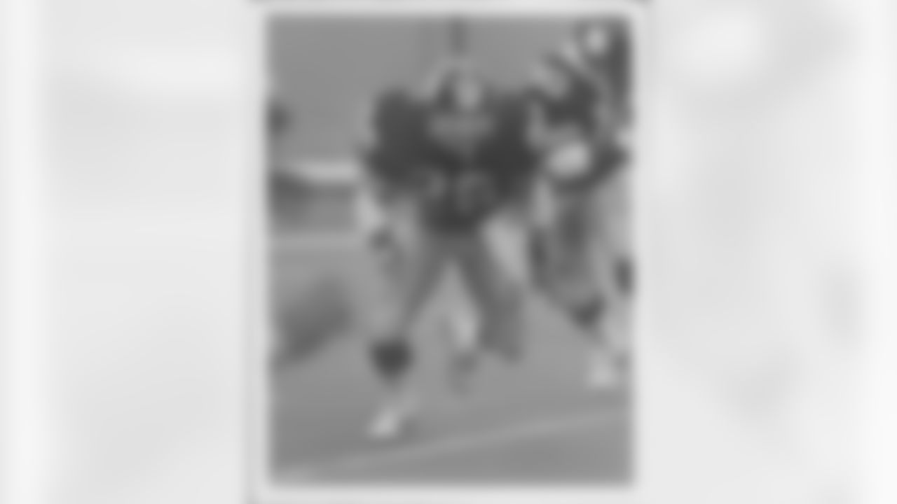 Scoop Gillespie(84)