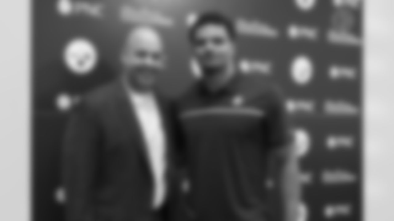 Pittsburgh Steelers safety Minkah Fitzpatrick (39) speaks at a press conference regarding his new contract extension at the UPMC Rooney Sports Complex on Thursday, June 16, 2022. (Abigail Dean / Pittsburgh Steelers)