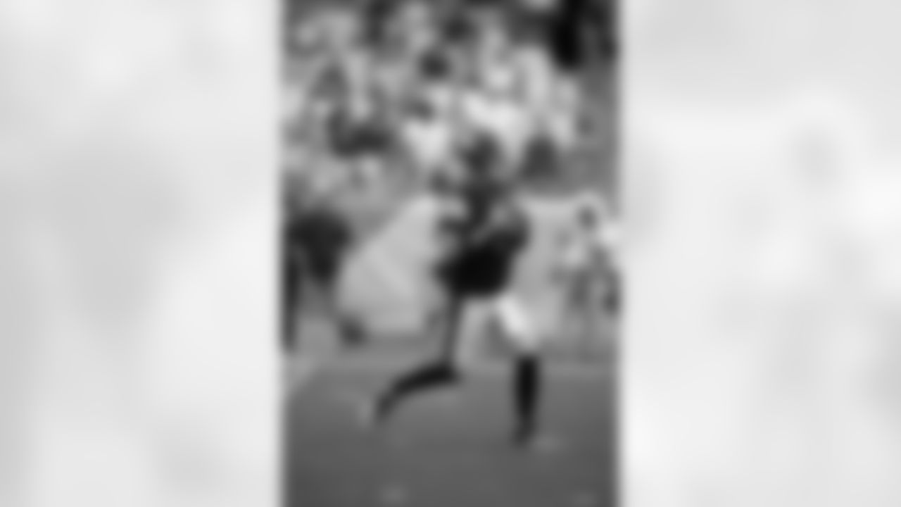 A 2018 Preseason game between the Pittsburgh Steelers and the Tennessee Titans on Saturday August 25th 2018. The Steelers defeated the Titans 31-21.