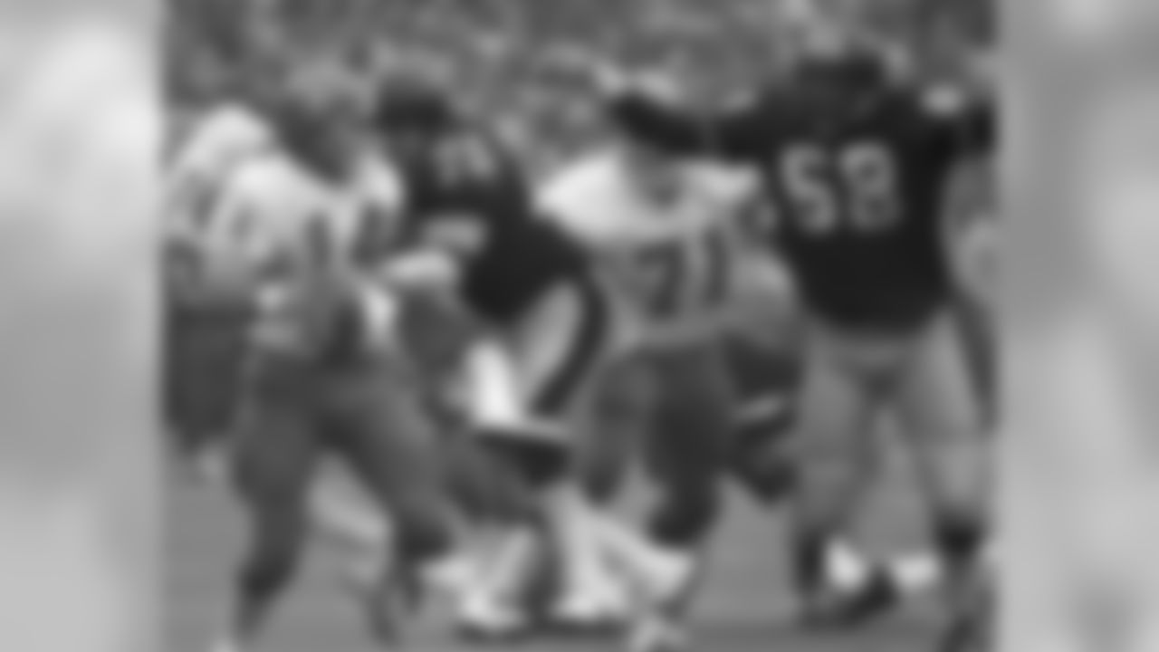 The Steelers defeated the Broncos 33-10 in an AFC Divisional playoff game on December 30, 1978.