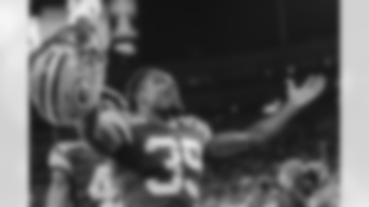 CB Chandon Sullivan
