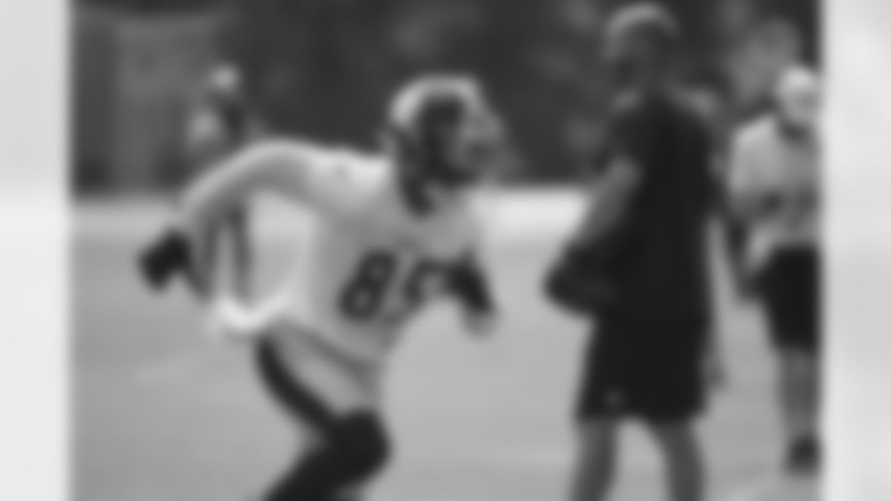 Pittsburgh Steelers tight end Eric Ebron (85) practices at the UPMC Rooney Sports Complex preparing for a Week 1 matchup against the New York Giants, Thursday, Sept. 10, 2020 in Pittsburgh, PA. (Caitlyn Epes / Pittsburgh Steelers)