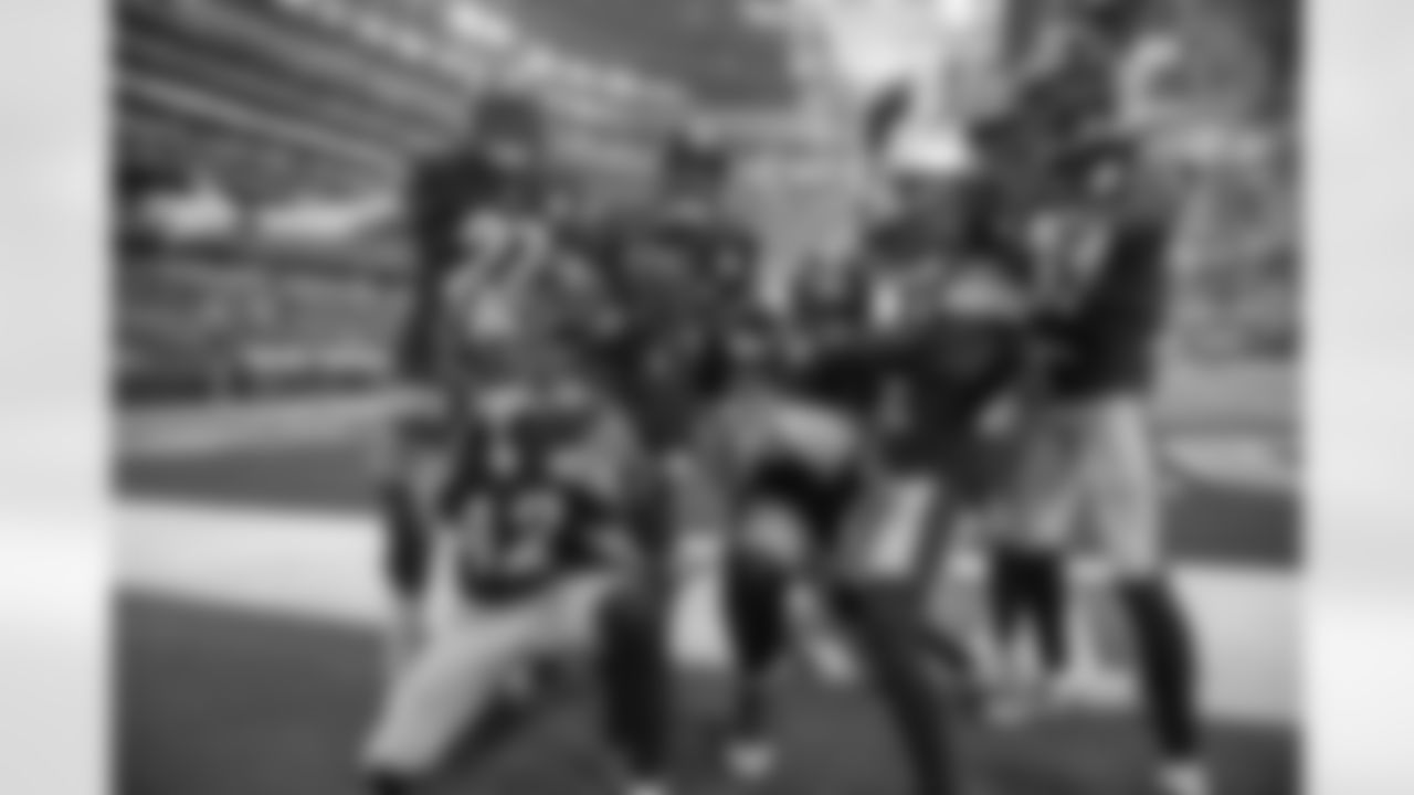 Pittsburgh Steelers safety Minkah Fitzpatrick (39), Pittsburgh Steelers linebacker Marcus Allen (27), Pittsburgh Steelers defensive back James Pierre (42), Pittsburgh Steelers linebacker Avery Williamson (51), Pittsburgh Steelers defensive end Isaiah Buggs (96), Pittsburgh Steelers cornerback Steven Nelson (22), Pittsburgh Steelers defensive tackle Carlos Davis (73) and Pittsburgh Steelers cornerback Justin Layne (31) during a regular season game between the Pittsburgh Steelers and the Dallas Cowboys, Sunday, Nov. 8, 2020 in Dallas, TX. The Steelers defeated the Cowboys 24-19. (Karl Roser / Pittsburgh Steelers)