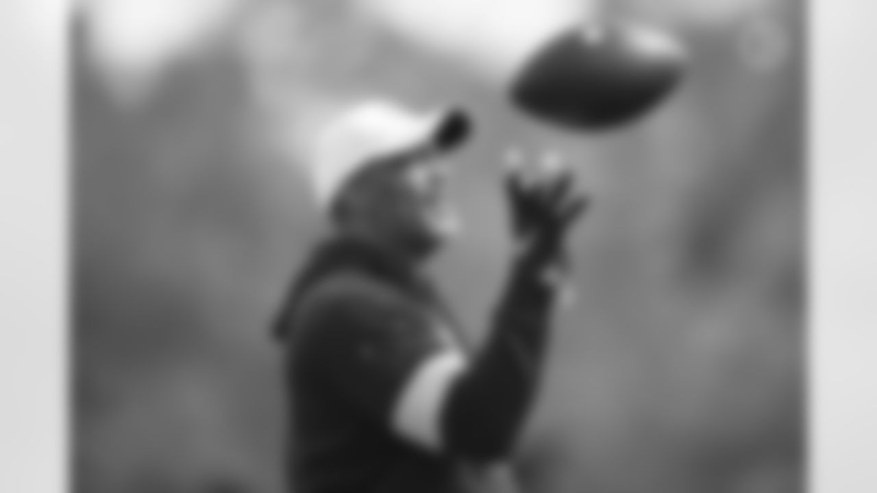 Pittsburgh Steelers Senior Defensive Assistant/Secondary Coach Teryl Austin participates in the Organized Team Activities (OTAs), Tuesday June 1, 2021 at the UPMC Rooney Sports Complex. (Karl Roser / Pittsburgh Steelers)