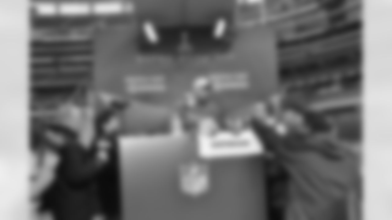 LaMarr Woodley
