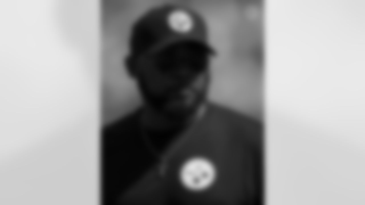 Pittsburgh Steelers Head Coach Mike Tomlin during a regular season game between the Pittsburgh Steelers and the Las Vegas Raiders, Sunday, Sept. 19, 2021 in Pittsburgh, PA. The Raiders beat the Steelers 26-17. (Karl Roser / Pittsburgh Steelers)