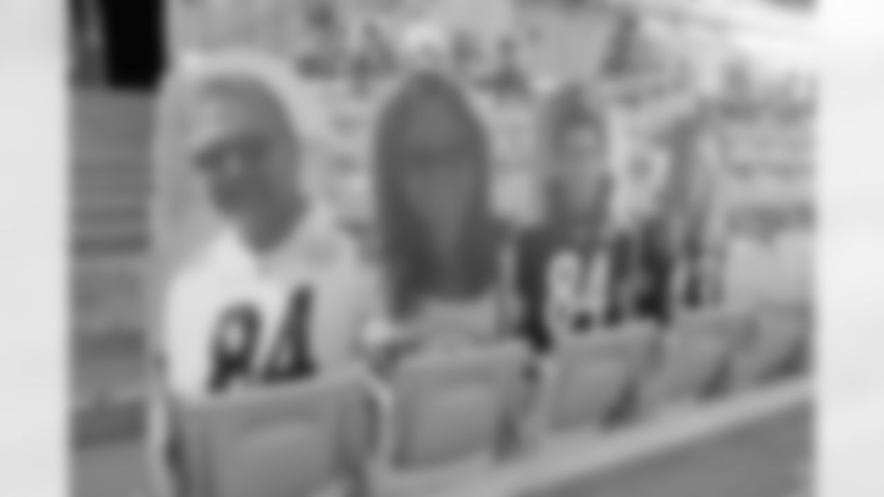 Fan cutouts at Heinz Field on Friday, Nov. 13, 2020 in Pittsburgh, PA. (Caitlyn Epes / Pittsburgh Steelers)