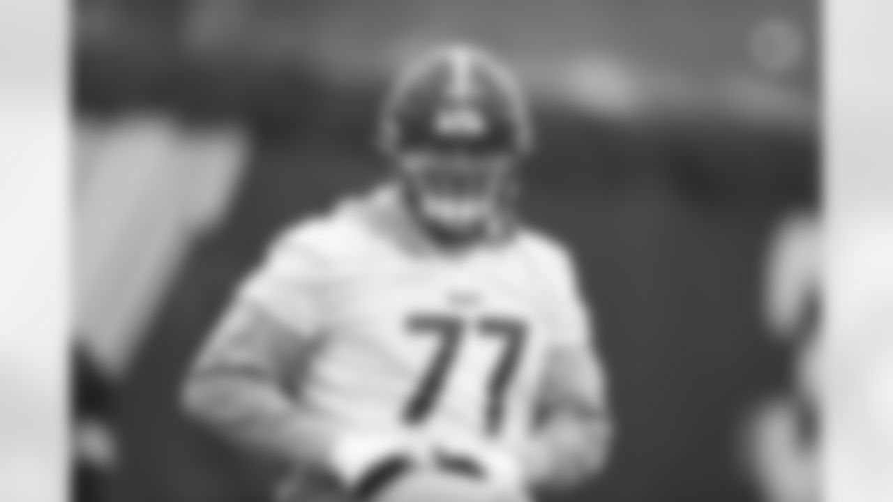 Pittsburgh Steelers offensive tackle John Leglue (77) during practice at the UPMC Rooney Sports Complex preparing for a Week 11 matchup against the Los Angeles Chargers, Friday, Nov. 19, 2021 in Pittsburgh, PA. (Karl Roser / Pittsburgh Steelers)
