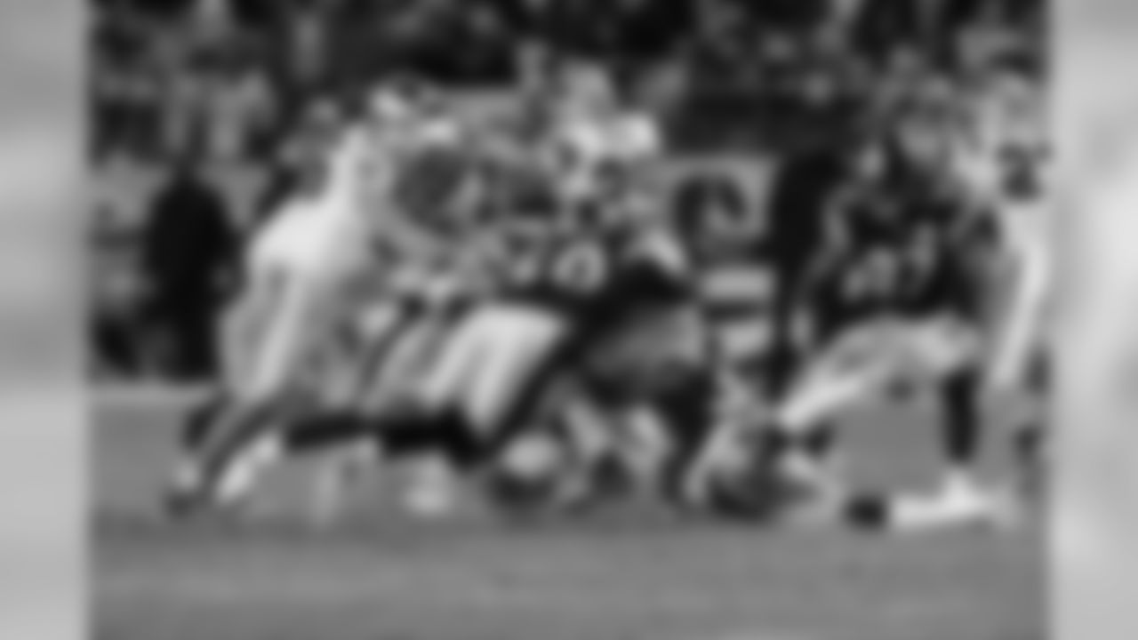 Larry_Foote_01