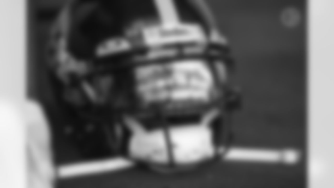 The helmet of Pittsburgh Steelers wide receiver JuJu Smith-Schuster (19) at the UPMC Rooney Sports Complex during the Steelers 2020 Training Camp, Thursday, Sept. 3, 2020 in Pittsburgh, PA. (Karl Roser / Pittsburgh Steelers)