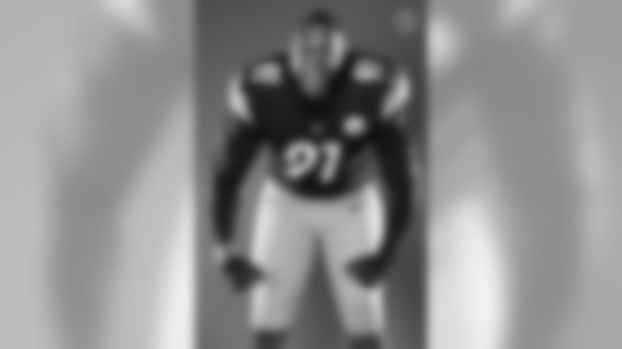 Pittsburgh Steelers defensive end Stephon Tuitt (91) poses for a photo during the Steelers 2020 media day, Wednesday, Aug. 5, 2020 in Pittsburgh, PA. (Karl Roser / Pittsburgh Steelers)