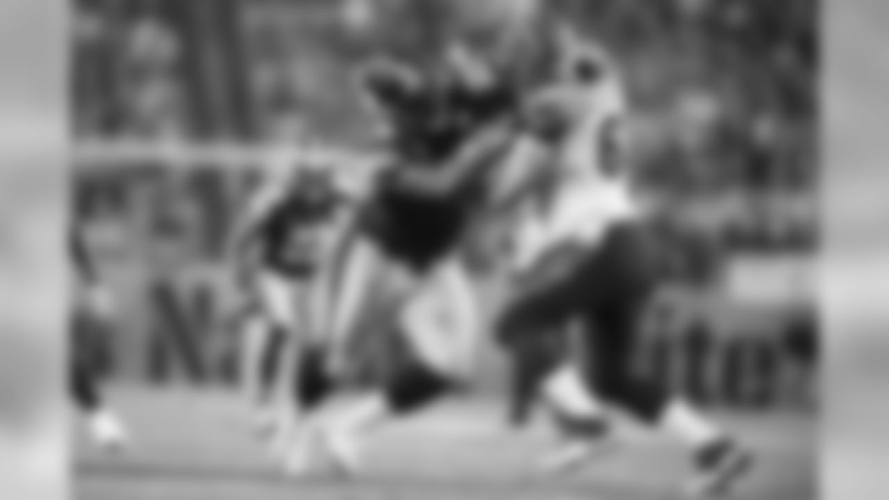 A 2017 Regular Season game between the Pittsburgh Steelers and the Cincinnati Bengals on Sunday October 22, 2017. The Steelers defeated the Bengals 29-14.