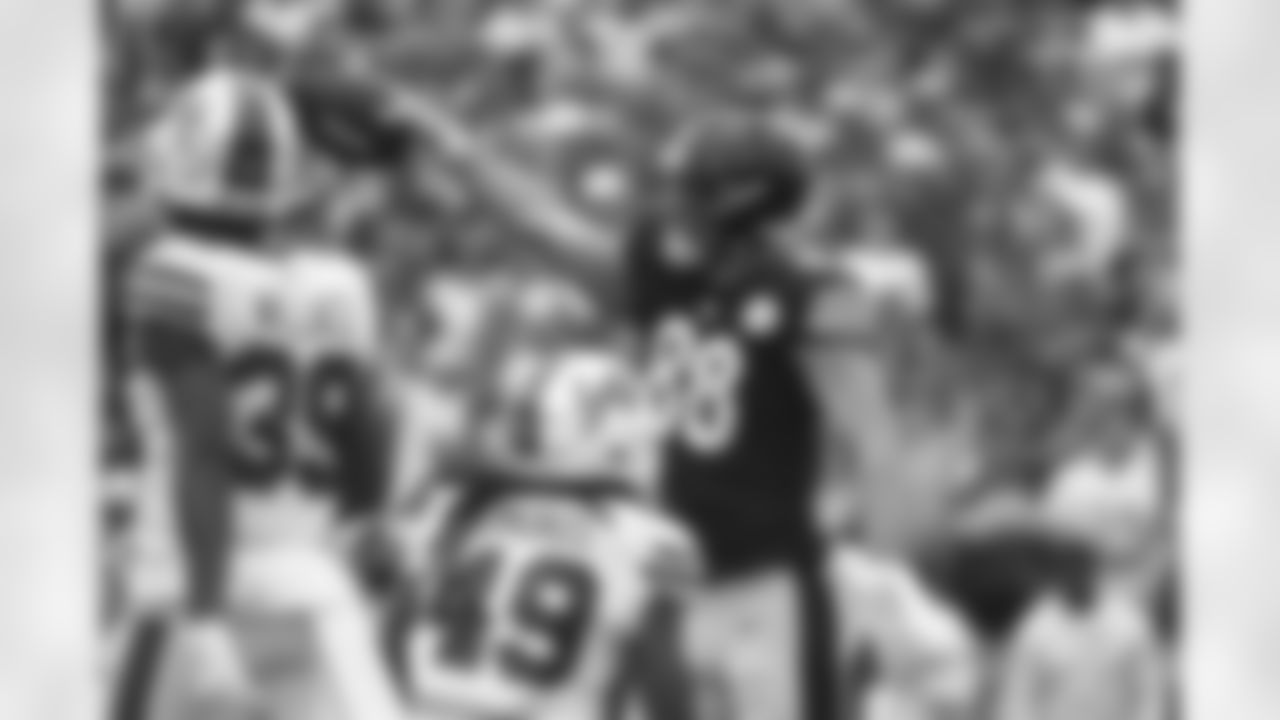 Pittsburgh Steelers tight end Pat Freiermuth (88) during a regular season game between the Pittsburgh Steelers and the Buffalo Bills, Sunday, Sept. 12, 2021 in Buffalo, NY. (Caitlyn Epes / Pittsburgh Steelers)