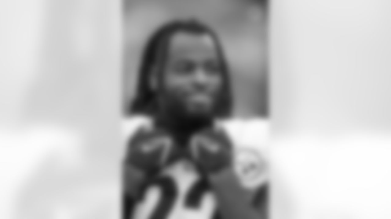Pittsburgh Steelers running back Najee Harris (22) during a regular season game between the Pittsburgh Steelers and the Baltimore Ravens, Sunday, Jan. 9, 2022 in Baltimore, MD. The Steelers beat the Ravens 16-13. (Karl Roser / Pittsburgh Steelers)