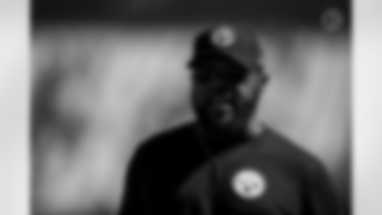 Pittsburgh Steelers Head Coach Mike Tomlin during a regular season game between the Pittsburgh Steelers and the Cincinnati Bengals, Sunday, Sept. 26, 2021 in Pittsburgh, PA. The Bengals beat the Steelers 24-10. (Karl Roser / Pittsburgh Steelers)