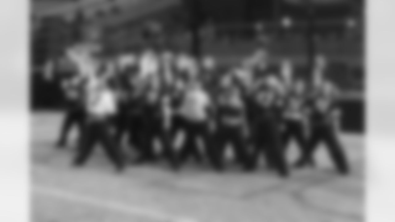 09_SB_PepRally_dh_0109