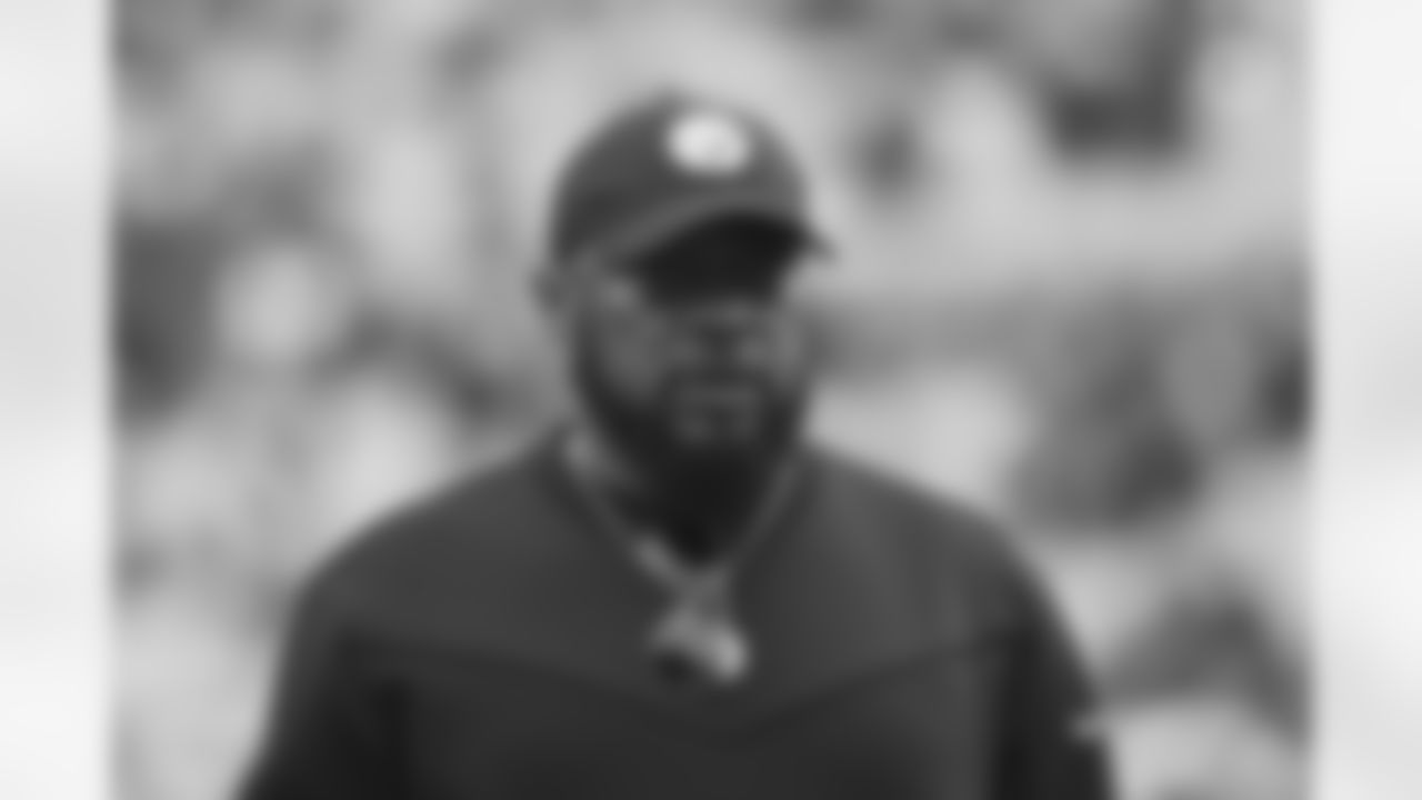 Pittsburgh Steelers head coach Mike Tomlin during a regular season game between the Pittsburgh Steelers and the Baltimore Ravens, Sunday, Dec. 11, 2022 in Pittsburgh, PA. (Arron Anastasia / Pittsburgh Steelers)