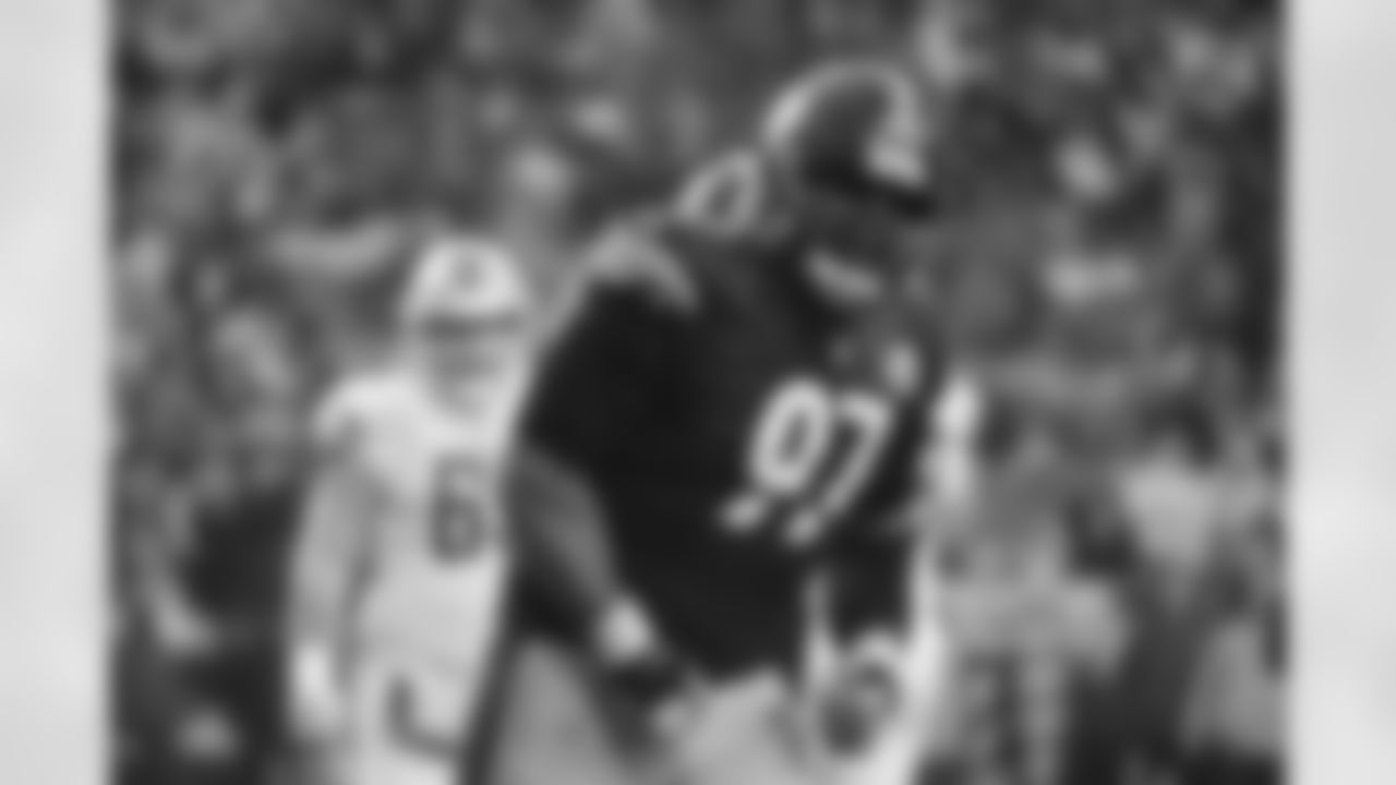 Pittsburgh Steelers defensive tackle Cameron Heyward (97) during a regular season game between the Pittsburgh Steelers and the Detroit Lions, Sunday, Nov. 14, 2021 in Pittsburgh, PA. The Steelers and the Lions tied in OT 16-16. (Caitlyn Epes / Pittsburgh Steelers)