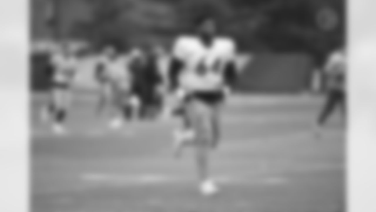 Pittsburgh Steelers guard Malcolm Pridgeon (64) during practice at the UPMC Rooney Sports Complex preparing for a Week 15 matchup against the Tennessee Titans, Wednesday, Dec. 15, 2021 in Pittsburgh, PA. (Caitlyn Epes / Pittsburgh Steelers)