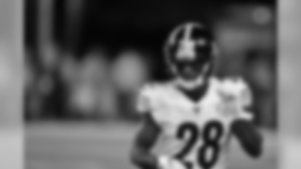 A 2019 regular season game between the Pittsburgh Steelers and the New England Patriots on Sunday, September 8, 2019.