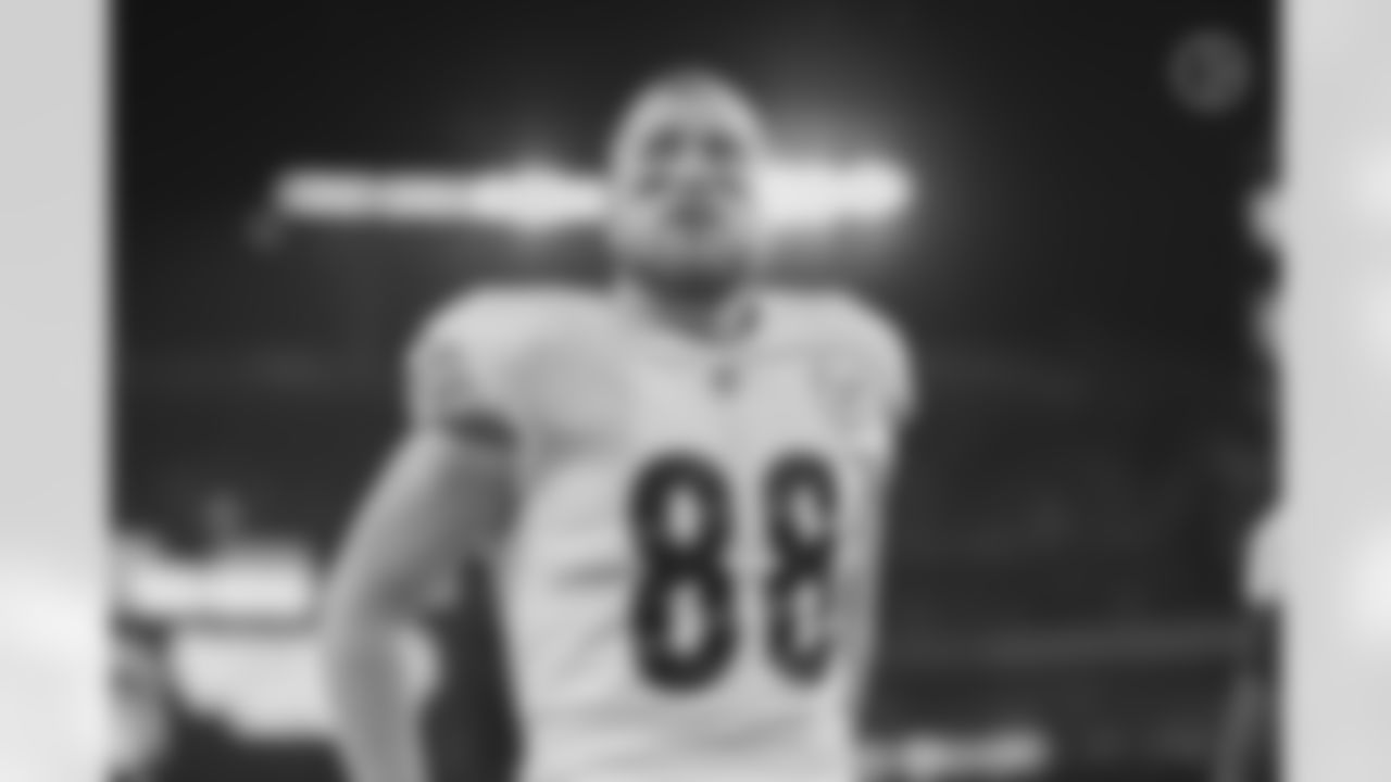 Pittsburgh Steelers tight end Pat Freiermuth (88) during a regular season game between the Pittsburgh Steelers and the Baltimore Ravens, Sunday, Jan. 1, 2023 in Baltimore, MD. (Karl Roser / Pittsburgh Steelers)