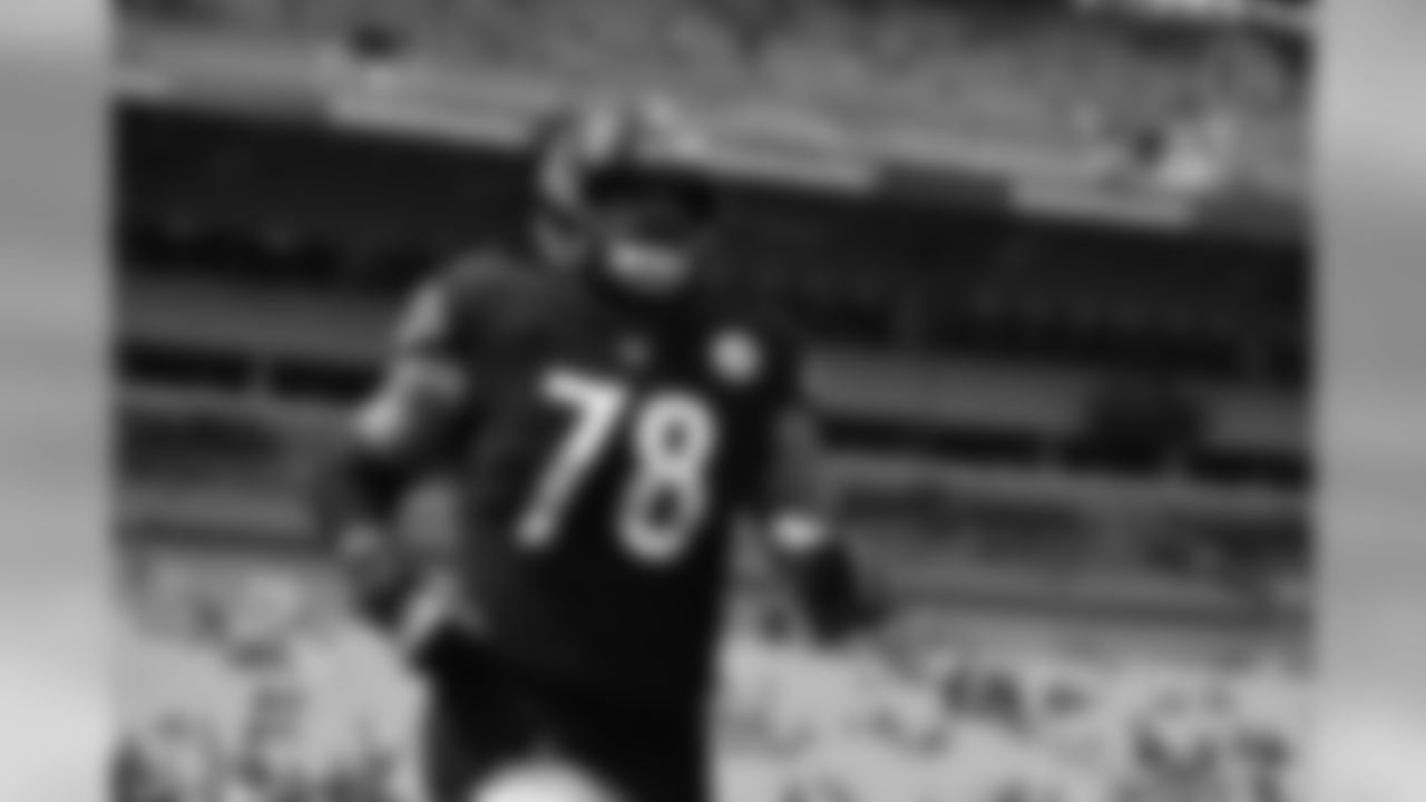 A 2019 regular season game between the Pittsburgh Steelers and the Seattle Seahawks on Sunday, September 15, 2019.