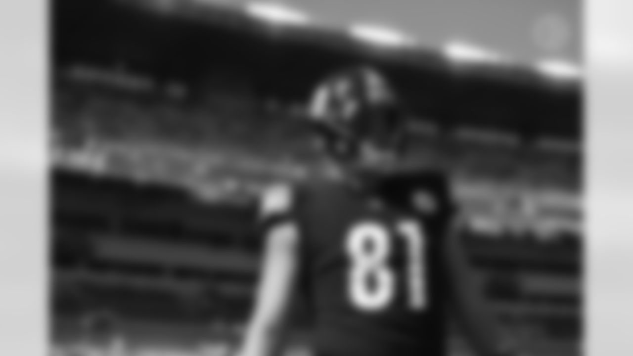 Pittsburgh Steelers tight end Zach Gentry (81) during a regular season game between the Pittsburgh Steelers and the Las Vegas Raiders, Sunday, Sept. 19, 2021 in Pittsburgh, PA. (Caitlyn Epes / Pittsburgh Steelers)