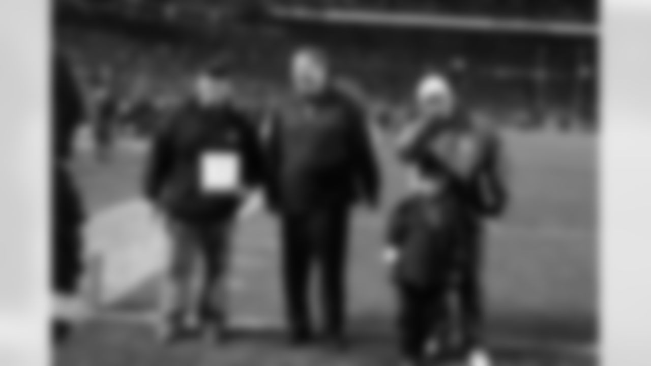 Stan Savran and the Coaches of the Week