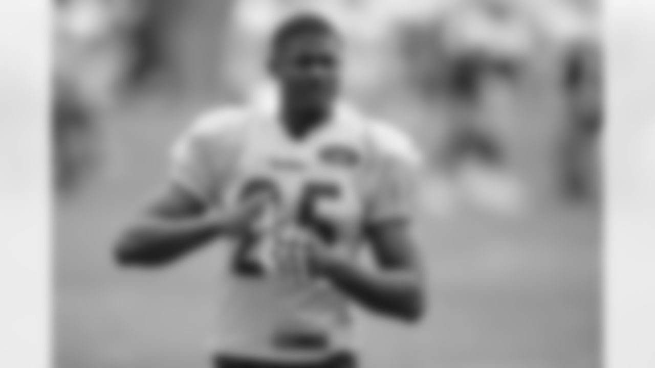 Artie Burns