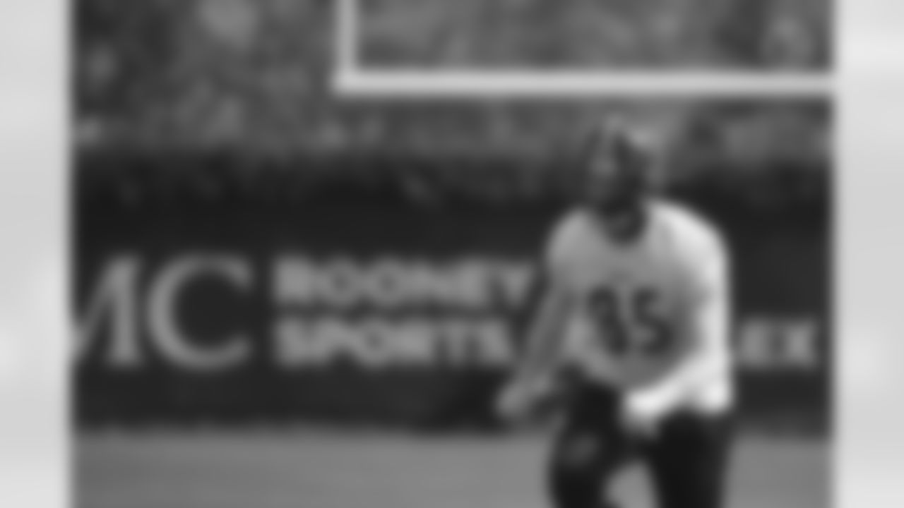 Pittsburgh Steelers tight end Eric Ebron (85) practices at the UPMC Rooney Sports Complex preparing for a Week 4 matchup against the Tennessee Titans, Wednesday, Sept. 30, 2020 in Pittsburgh, PA. (Caitlyn Epes / Pittsburgh Steelers)