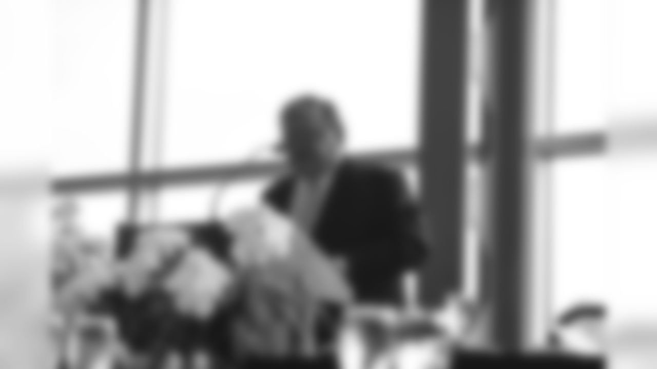 2019_CourageHouseLuncheon_1105rm_00055