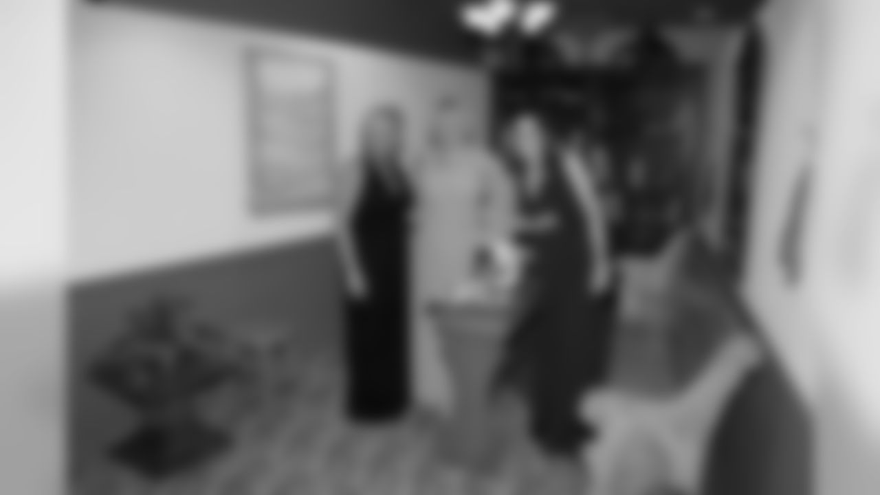 08_AIF_561